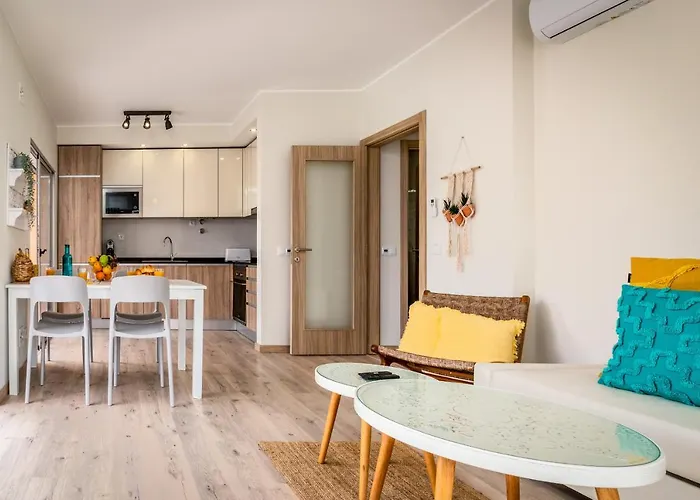 Διαμέρισμα Bright New With Pool In - 5 Min Walk To The By Lisbeyond Portimão