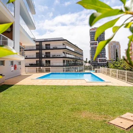 Bright New With Pool In - 5 Min Walk To The By Lisbeyond Appartamento Portimão