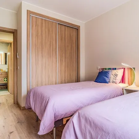 Apartment Bright New With Pool In - 5 Min Walk To The By Lisbeyond *