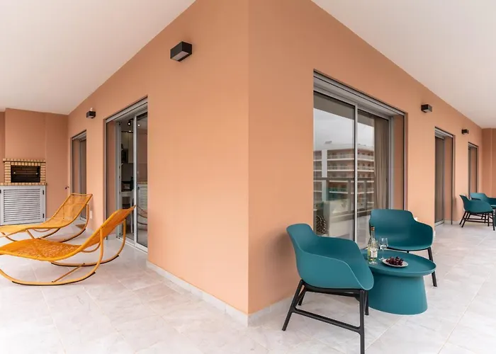 Bright New With Pool In - 5 Min Walk To The By Lisbeyond *